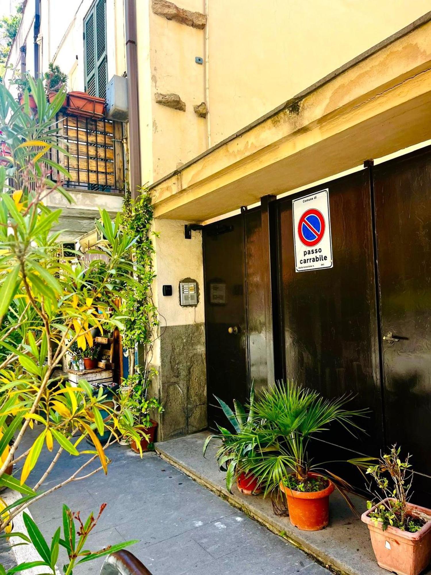 Old Town Nest In Civitavecchia Exterior foto